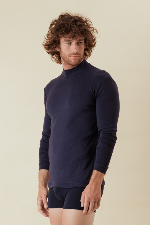 Maglia intima uomo lupetto in 100% jersey caldo cotone pettinato per una morbidissima e freschissima sensazione sulla pelle
