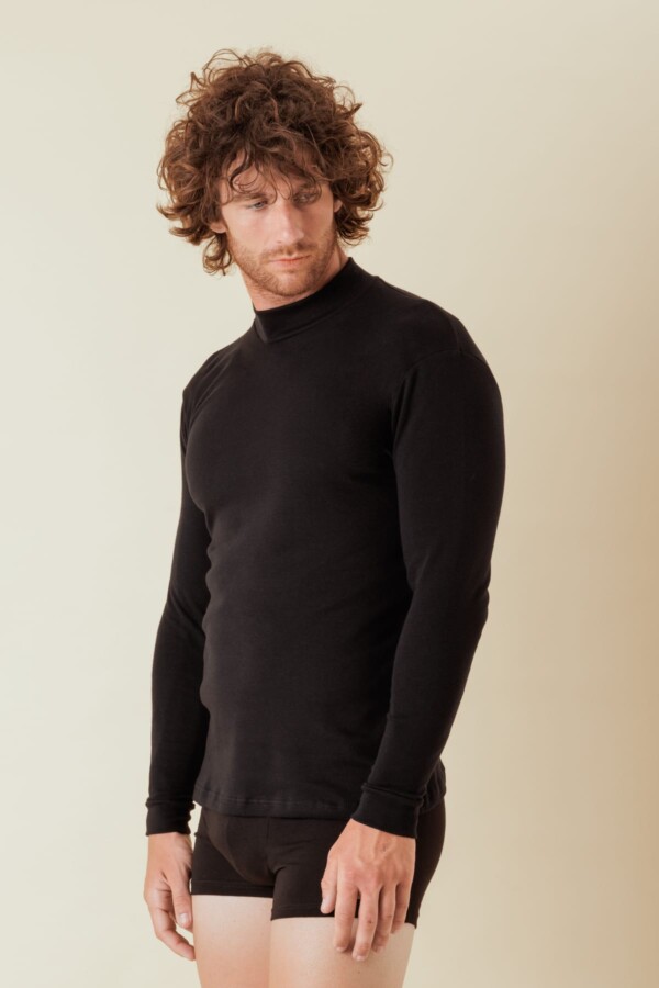 Maglia intima uomo lupetto in 100% jersey caldo cotone pettinato per una morbidissima e freschissima sensazione sulla pelle